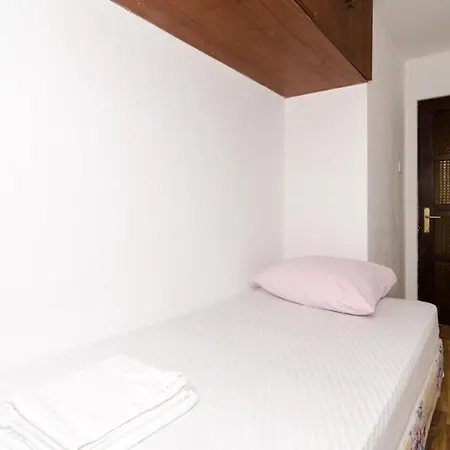 La Marina - Triplex Three Bedroom Διαμέρισμα Ντουμπρόβνικ